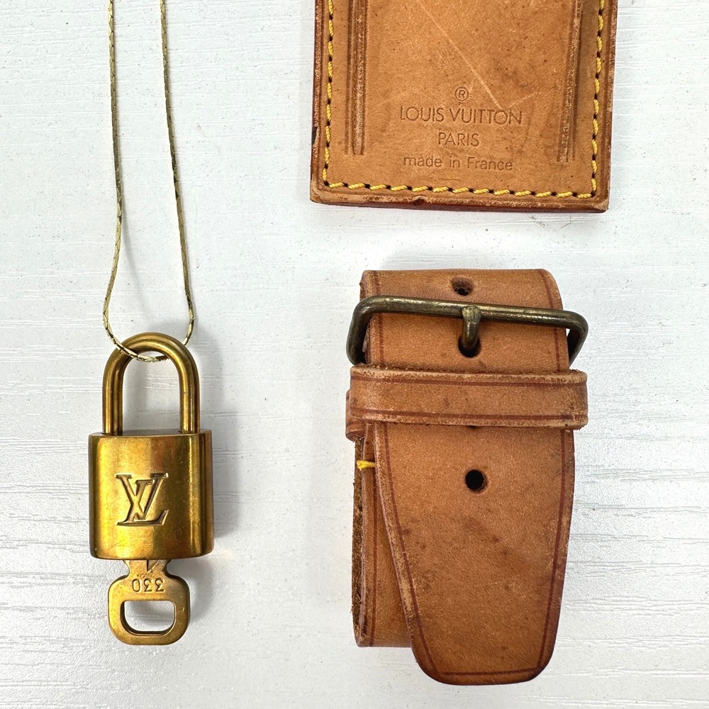 Louis Vuitton Vachetta Luggage Tag Poignet Strap Padlock Key Vintage Set